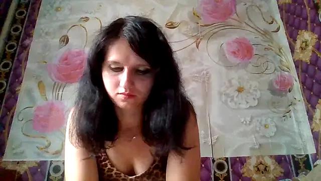 Julia_ais_s from StripChat is Freechat