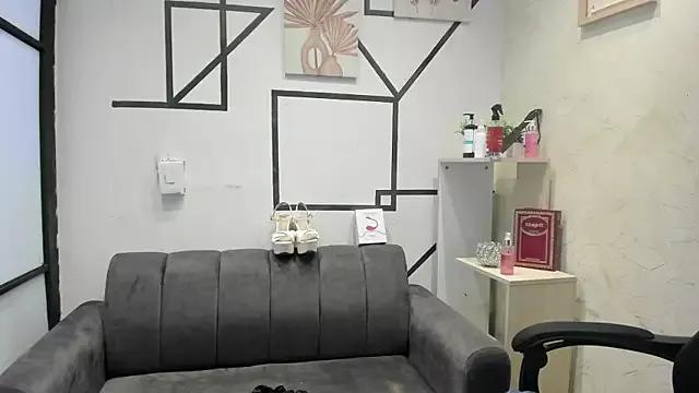 JulietaKane from StripChat is Freechat