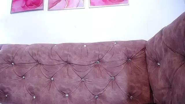 JulietaMills from StripChat is Freechat