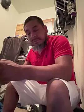 julio_p from StripChat is Freechat