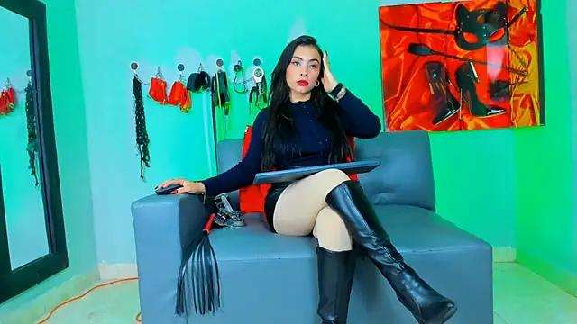 Entertain your itch for girls livestreamers with our collection of stunning models, skilled in the art of temptation and delight.