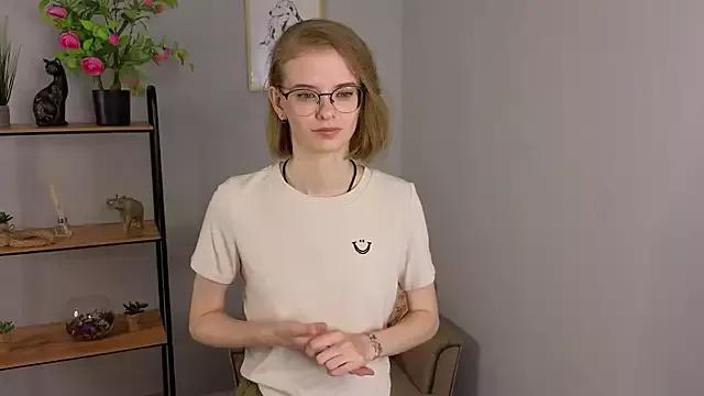 Karen_Ryan from StripChat is Freechat