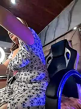 KarinaSanchezz from StripChat is Freechat