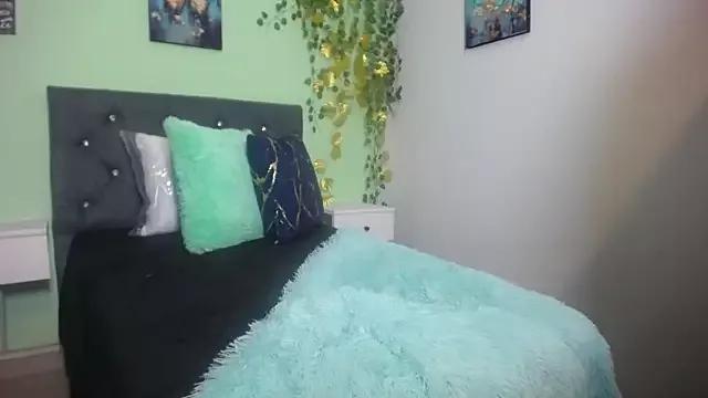 KarinaSantana_ from StripChat is Freechat