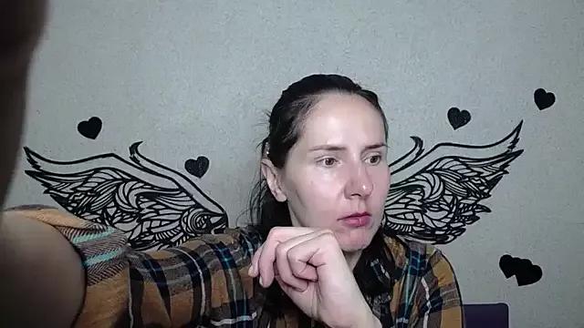 KarinaSwann from StripChat is Freechat