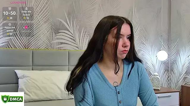 Karli_Grey from StripChat is Freechat