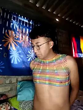 karola_horny from StripChat is Freechat