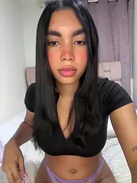 karolaalcendra from StripChat is Freechat