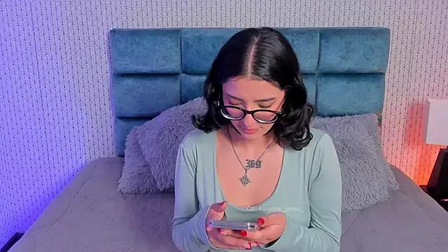 Entertain your itch for girls livestreamers with our collection of stunning models, skilled in the art of temptation and delight.