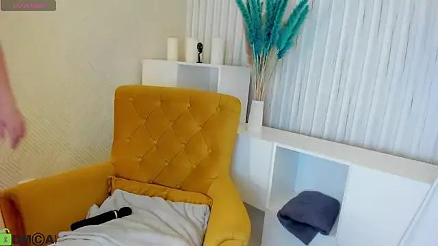 Kate_Jamess from StripChat is Freechat