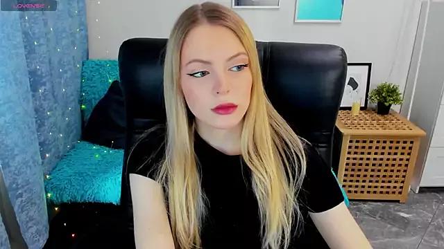 Entertain your itch for girls livestreamers with our collection of stunning models, skilled in the art of temptation and delight.