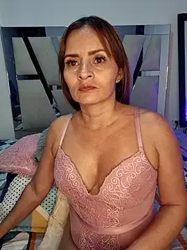 KathyLee69_ from StripChat is Freechat