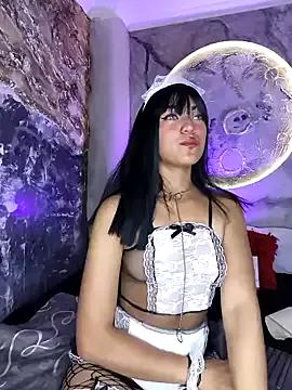 katierouge_ from StripChat is Freechat