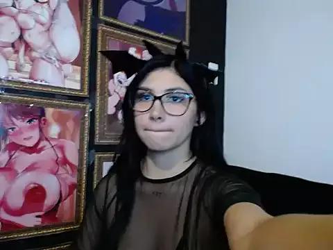 katy_lenah from StripChat is Freechat
