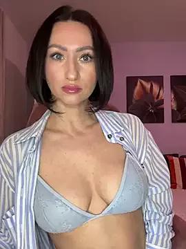Entertain your itch for girls livestreamers with our collection of stunning models, skilled in the art of temptation and delight.