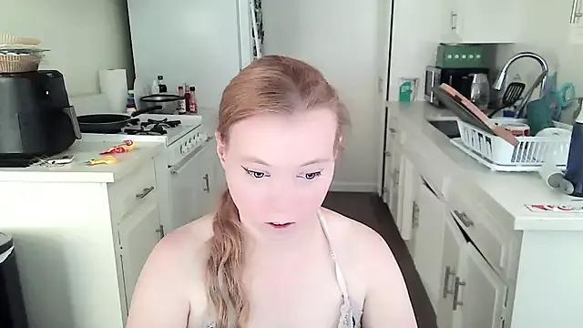 KawaiiBelle from StripChat is Freechat