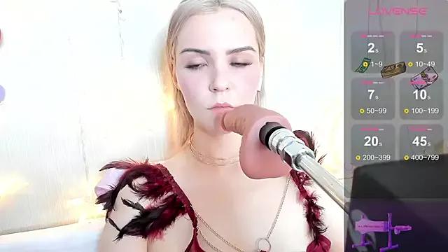 Kaya_Devis from StripChat