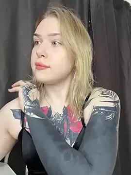 kaylee_weiss from StripChat is Freechat