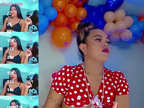 KayleighDreams_ from StripChat is Freechat