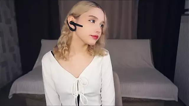 Entertain your itch for girls livestreamers with our collection of stunning models, skilled in the art of temptation and delight.