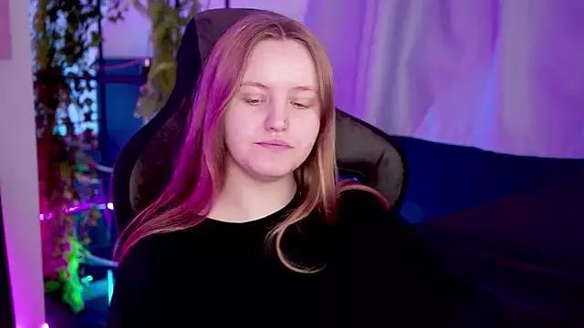 KellyPoter from StripChat is Freechat