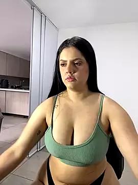 khills1 from StripChat is Freechat