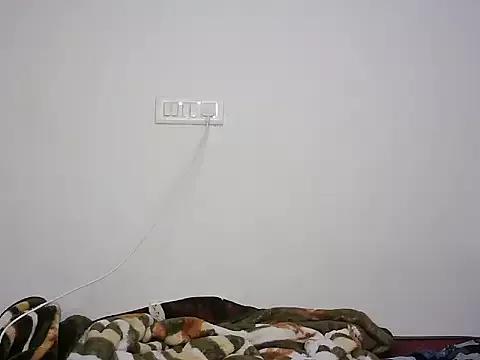 khushi-_queen from StripChat is Freechat