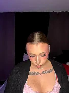 Entertain your itch for girls livestreamers with our collection of stunning models, skilled in the art of temptation and delight.