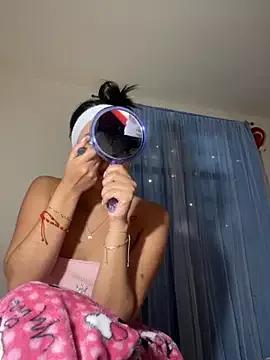 Kimmymadison- from StripChat is Freechat