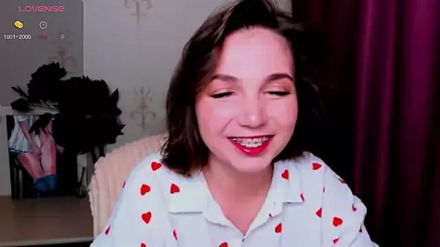 KindHazelHere_ from StripChat is Freechat