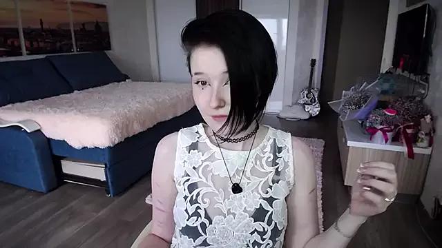 Kira_Bakker from StripChat is Freechat