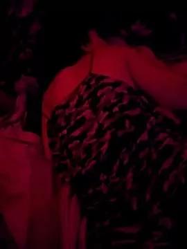 KissinTheass from StripChat