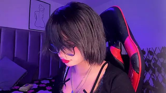 Kitty_Gang from StripChat is Freechat