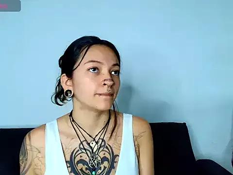 Kitty_ravee from StripChat is Freechat