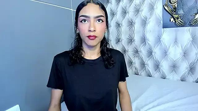 Kittylovee_ from StripChat is Freechat