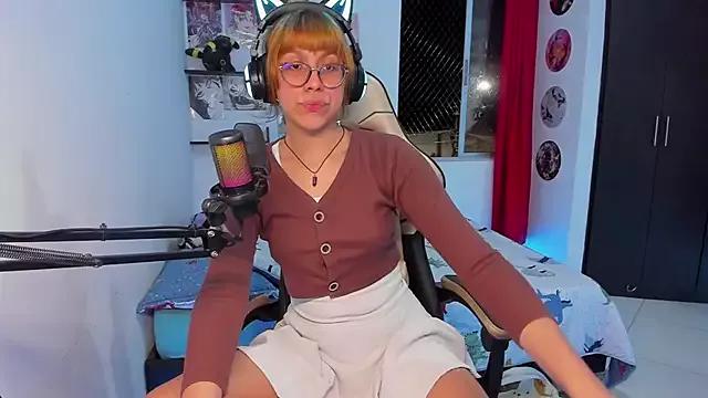 kittynerdynat from StripChat is Freechat