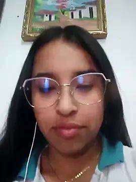 Kittyping17 from StripChat is Freechat