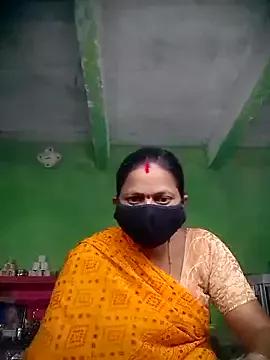 Km_pooja from StripChat is Freechat