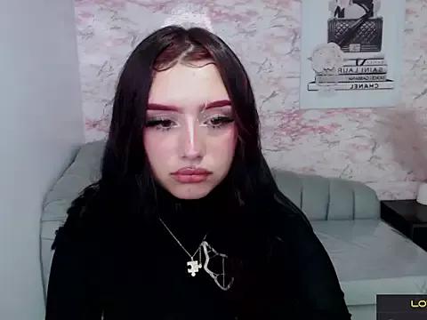 koraa_t from StripChat is Freechat