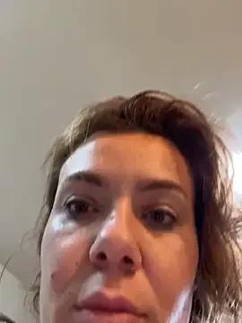 KrisKkiki from StripChat is Freechat