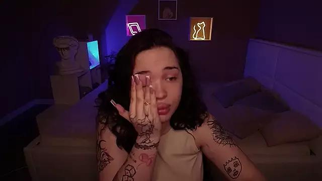 KristyMoss from StripChat is Freechat