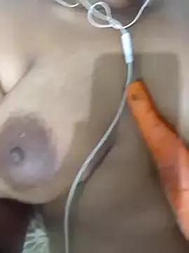 L-LOVE from StripChat is Freechat