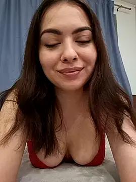 la_luna_sorse from StripChat is Freechat