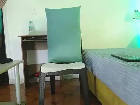 LADY-IN-BLACK from StripChat is Freechat