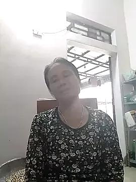Lady099 from StripChat is Freechat