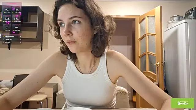 lady_linaa from StripChat is Freechat