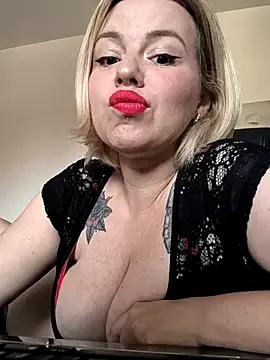 Entertain your itch for girls livestreamers with our collection of stunning models, skilled in the art of temptation and delight.