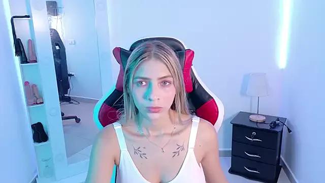 Entertain your itch for girls livestreamers with our collection of stunning models, skilled in the art of temptation and delight.