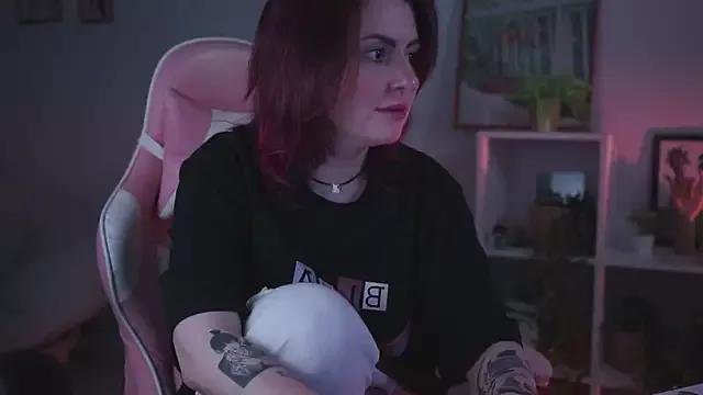Entertain your itch for girls livestreamers with our collection of stunning models, skilled in the art of temptation and delight.
