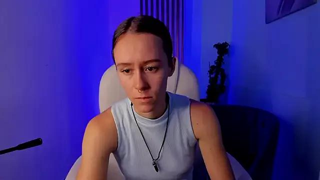 LanaHiuston from StripChat is Freechat